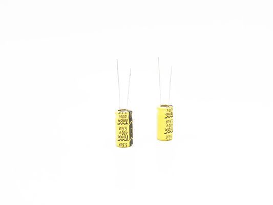 مكثفات بنفايات عالية التردد ISO9001 5.6UF400V للضوء LED