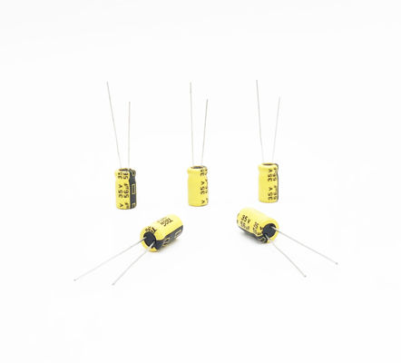 مكثف درجة حرارة منخفضة ESR 56UF35V شعاعي مكثفات التحليل الكهربائي للرصاص