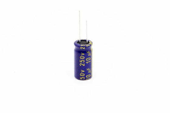 مكثف كهربائيا من الألومنيوم منخفض ESR 10 uf250v 8x16mm