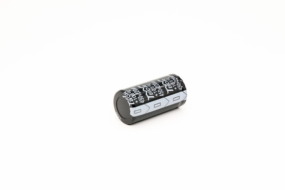 220UF450V المفاجئة في تحويل التيار الكهربائي مكثف 20٪ التسامح