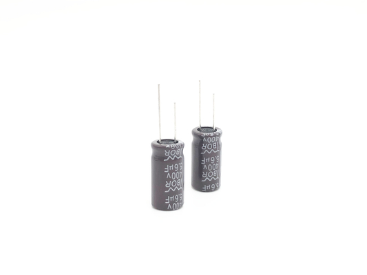 5.6UF400V مكثف عالي التموج الحالي 8000 ساعة طويل العمر CFL مكثف