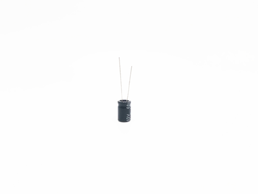 ISO14001 مكثف مصغر 47 فائق التوهج 63 فولت 8 × 12 مم Al Electrolytic Capacitor