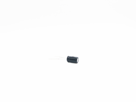 مكثفات الألومنيوم كهربائيا 100UF63V 8X14mm