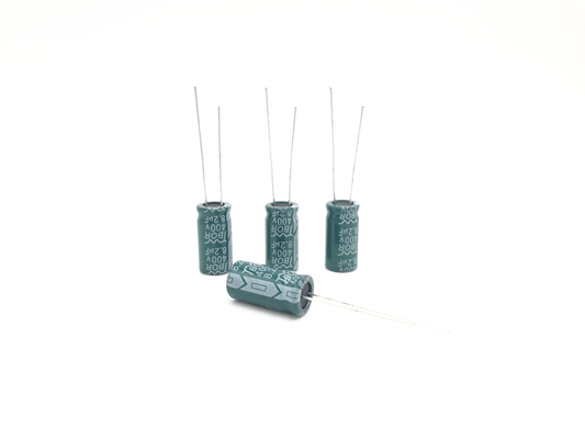 8.2 فائق التوهج 400 فولت ارتفاع تموج الحالي كهربائيا مكثف 13X20mm