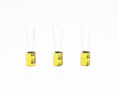 شعاعي الرصاص كهربائيا الصمام الخفيفة مكثف 100UF80V 10x13mm